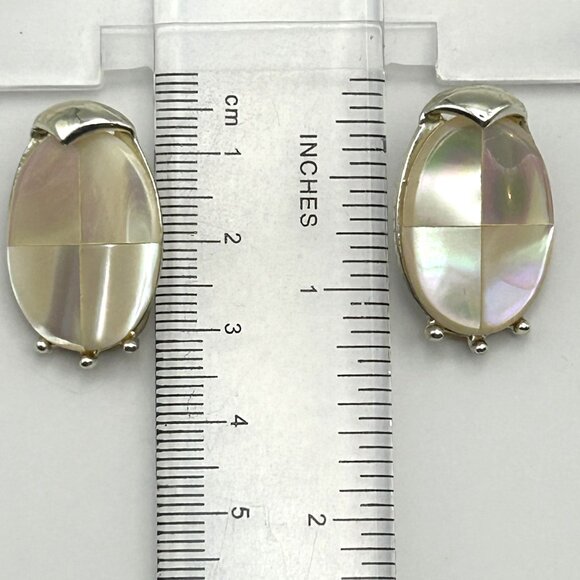 Vintage Marhill Mother of Pearl Clip On Earrings Oval Cabochon Gold Tone Signed - Picture 4 of 12